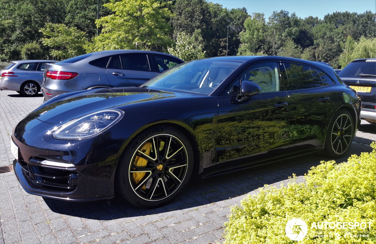 Porsche 971 Panamera Turbo S E-Hybrid Sport Turismo