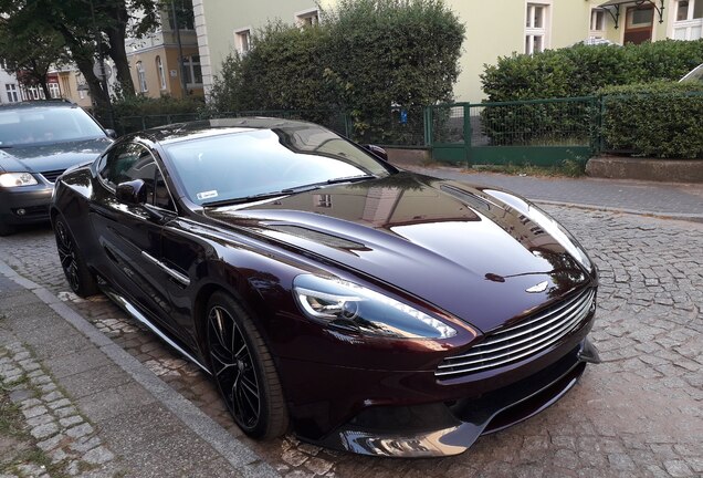 Aston Martin Vanquish 2013