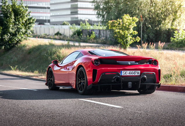 Ferrari 488 Pista