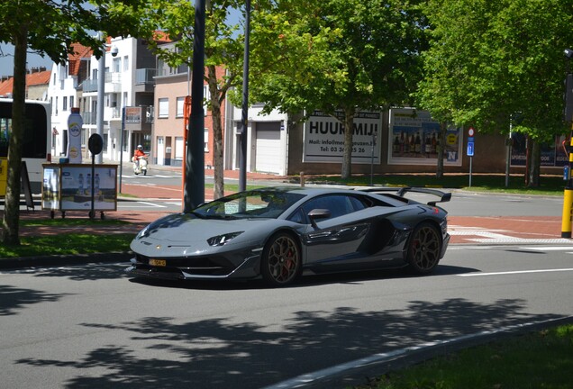 Lamborghini Aventador LP770-4 SVJ