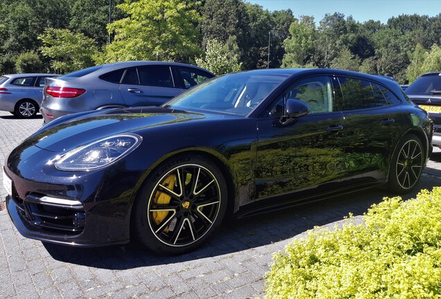 Porsche 971 Panamera Turbo S E-Hybrid Sport Turismo