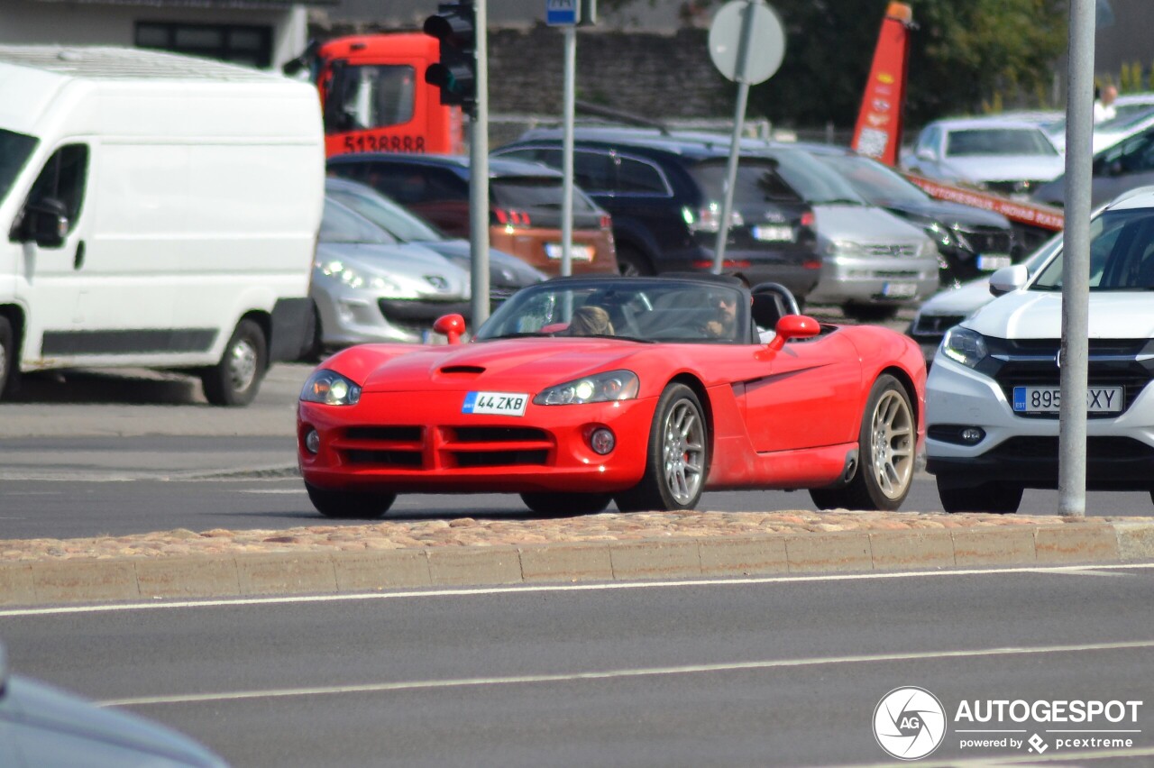 Dodge Viper SRT-10 Roadster 2003