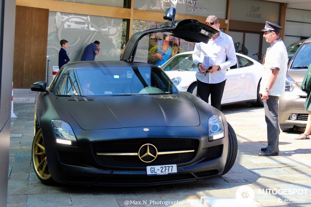 Mercedes-Benz SLS AMG