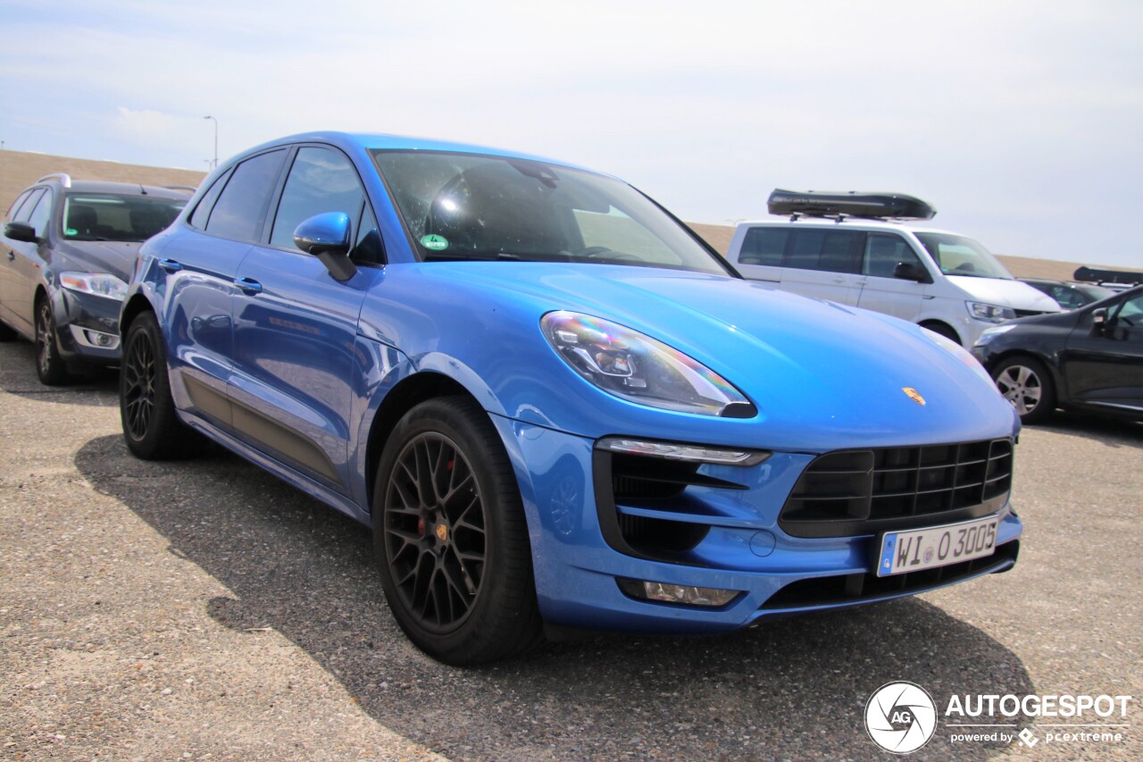 Porsche 95B Macan GTS