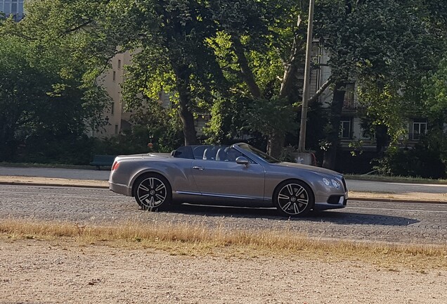 Bentley Continental GTC V8