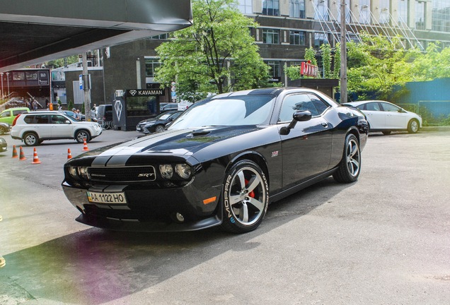 Dodge Challenger SRT-8 392