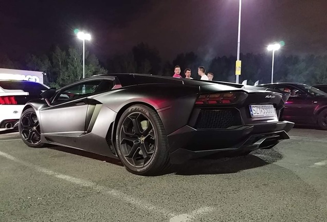 Lamborghini Aventador LP700-4