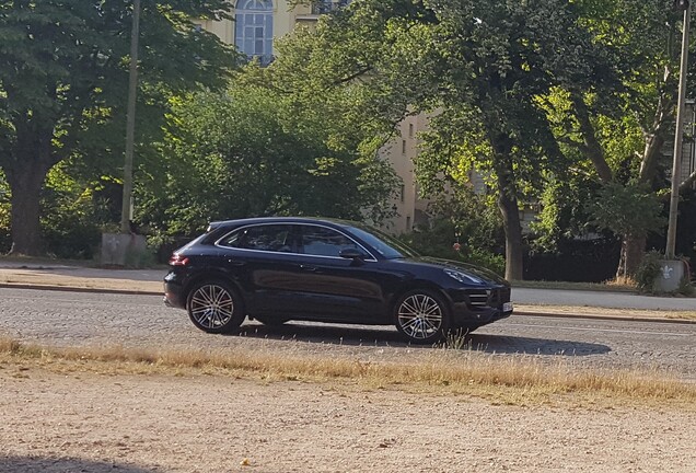 Porsche 95B Macan Turbo