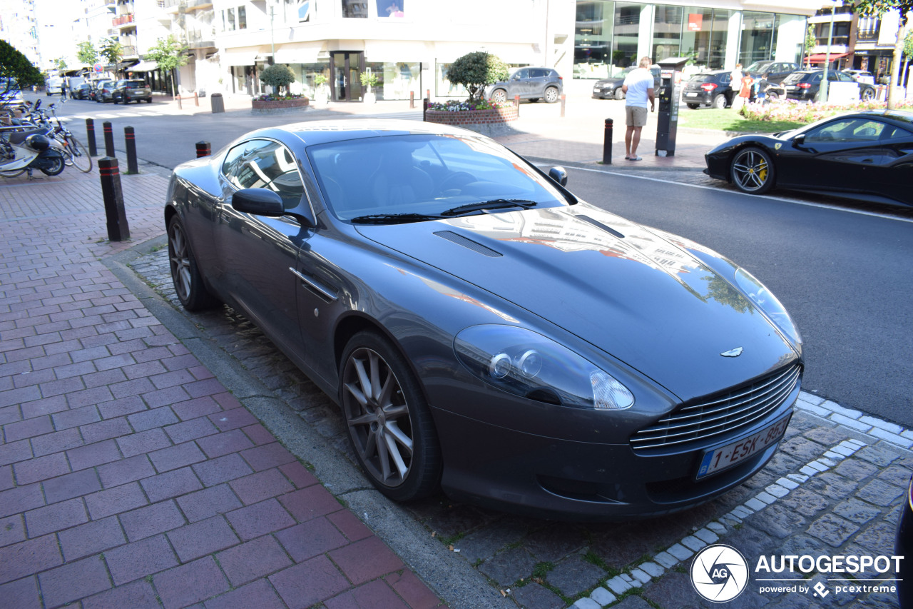 Aston Martin DB9