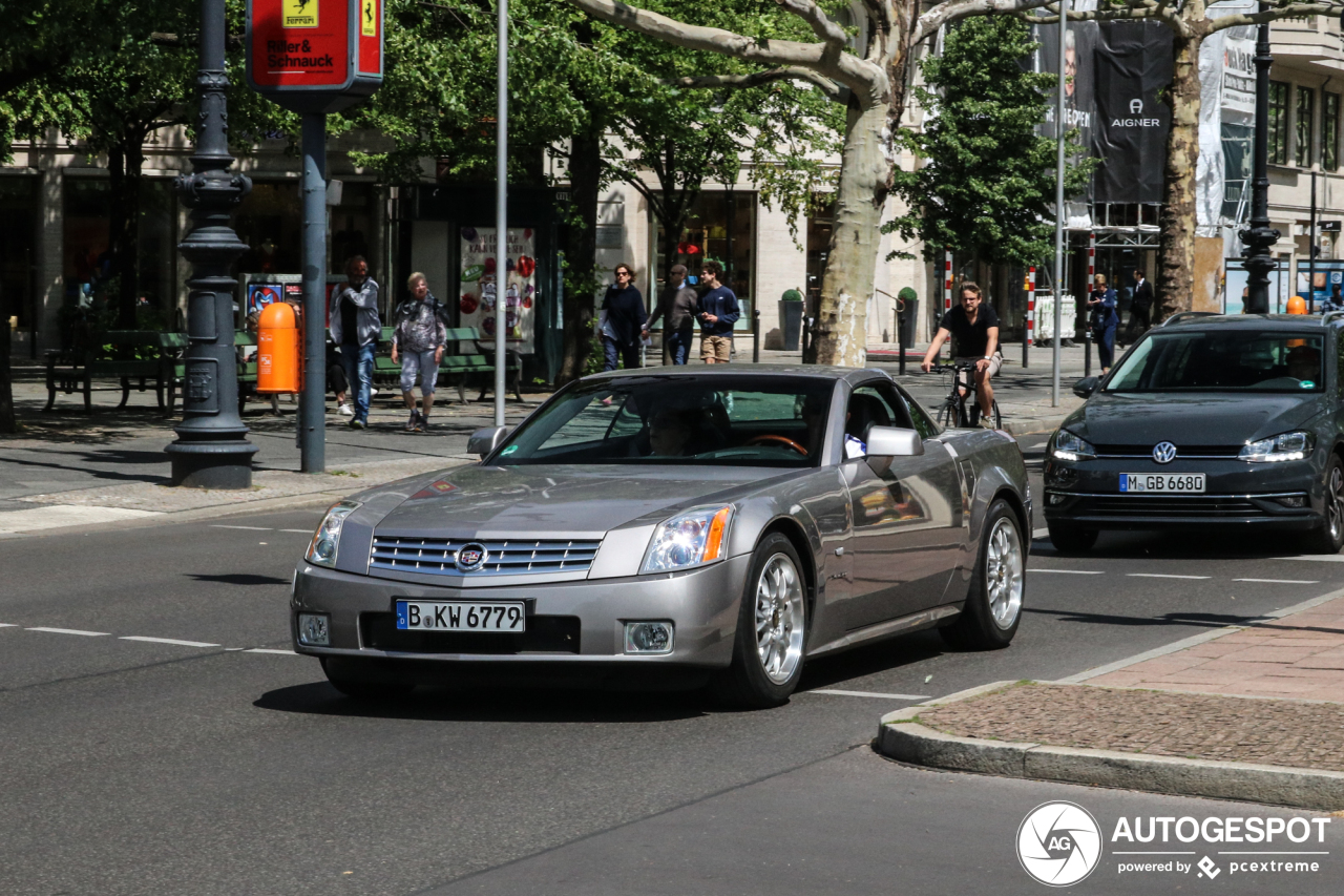 Cadillac XLR