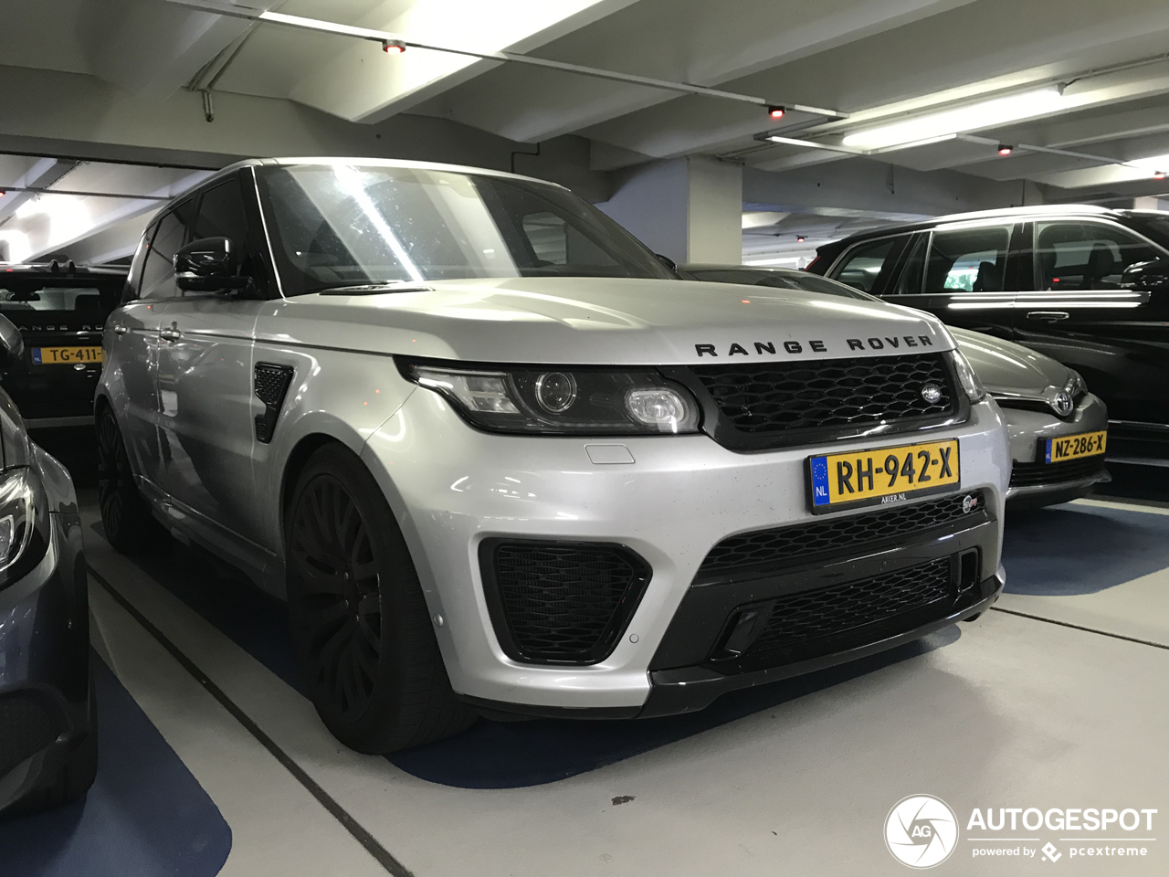 Land Rover Range Rover Sport SVR