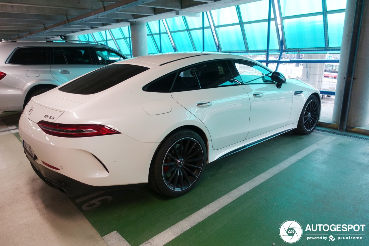 Mercedes-AMG GT 63 X290