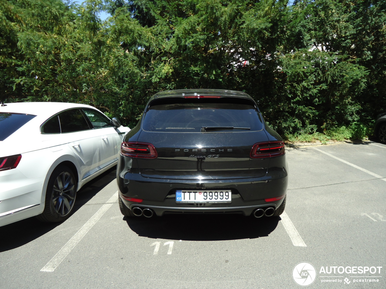 Porsche 95B Macan GTS