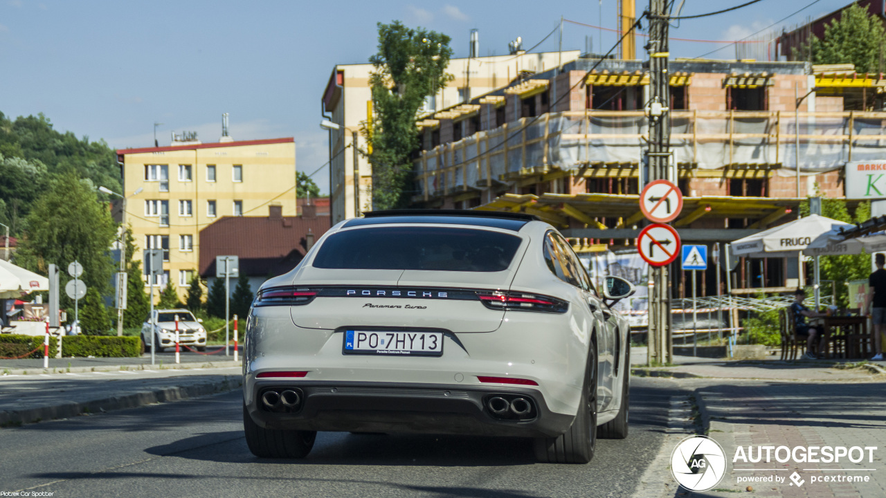 Porsche 971 Panamera Turbo