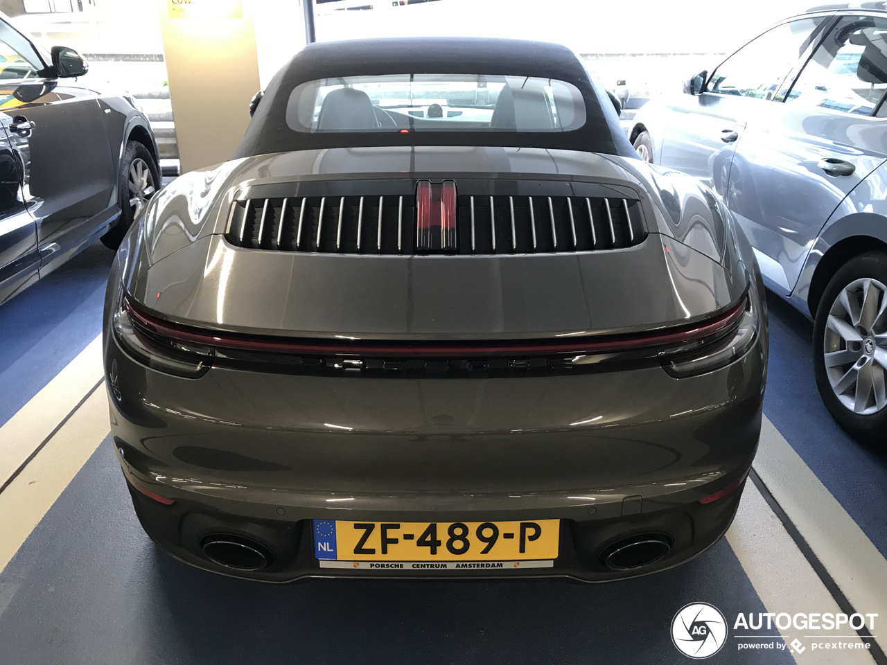 Porsche 992 Carrera 4S Cabriolet