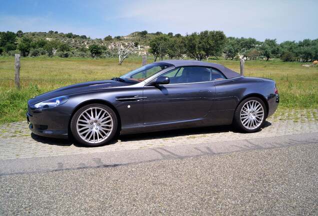 Aston Martin DB9 Volante