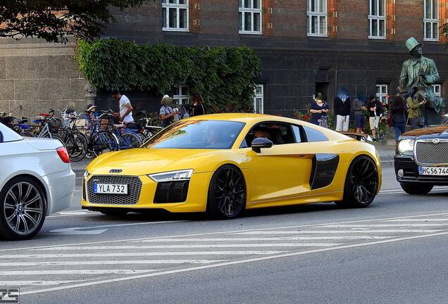 Audi R8 V10 Plus 2015