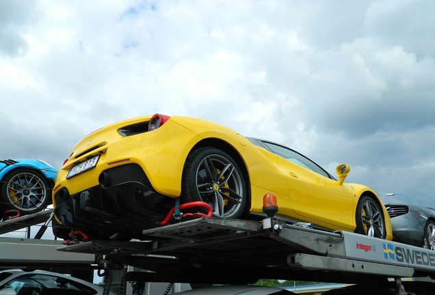 Ferrari 488 Spider