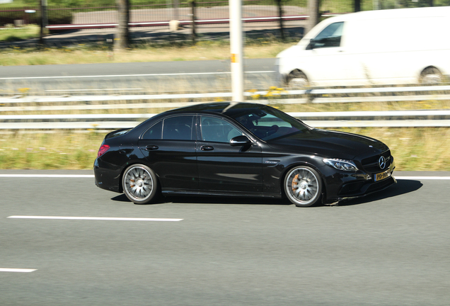 Mercedes-AMG C 63 S W205