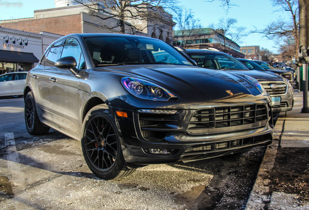 Porsche 95B Macan GTS