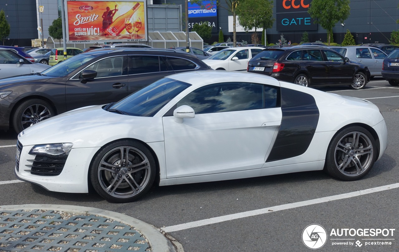 Audi R8