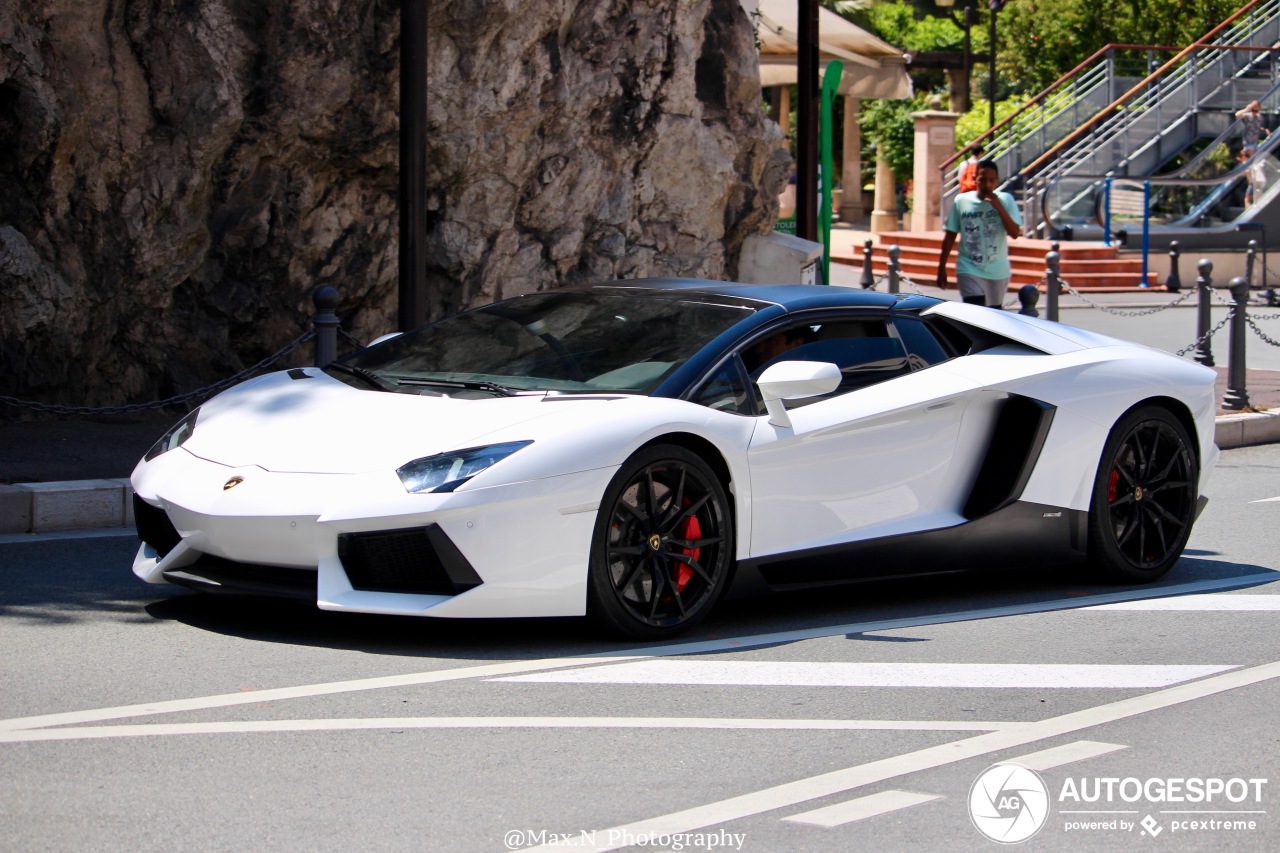 Lamborghini Aventador LP700-4 Roadster