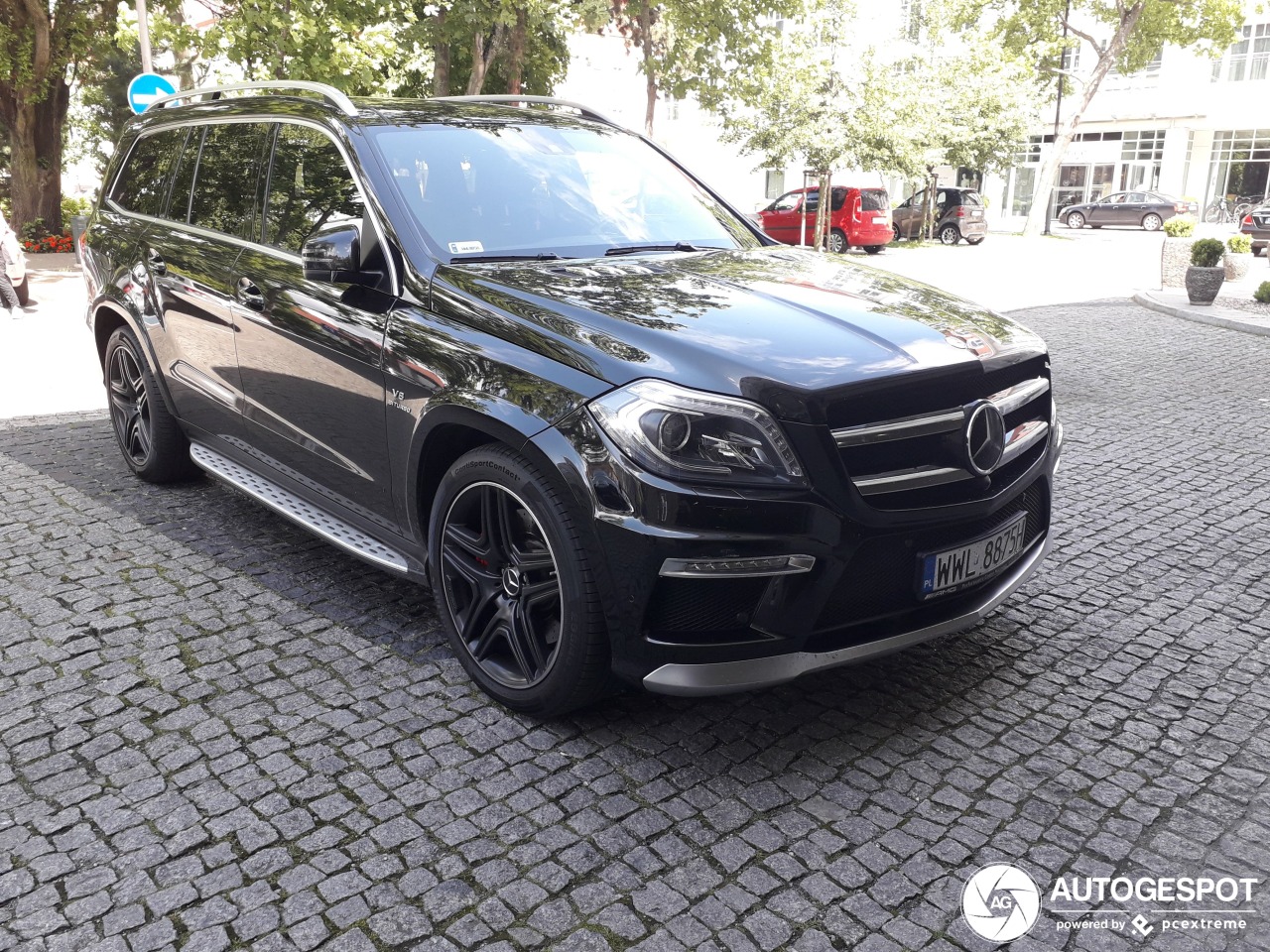 Mercedes-Benz GL 63 AMG X166