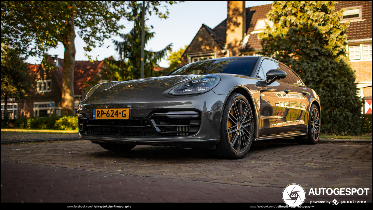 Porsche 971 Panamera Turbo S E-Hybrid Sport Turismo