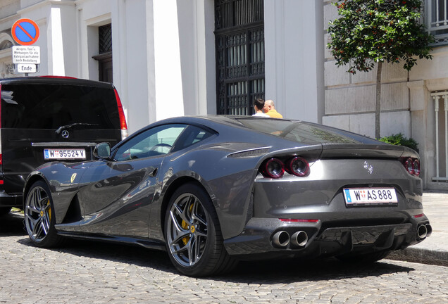 Ferrari 812 Superfast