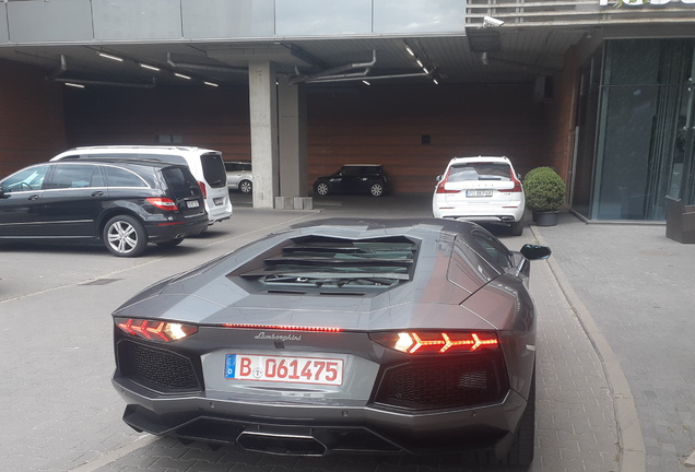 Lamborghini Aventador LP700-4