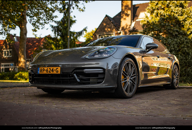 Porsche 971 Panamera Turbo S E-Hybrid Sport Turismo