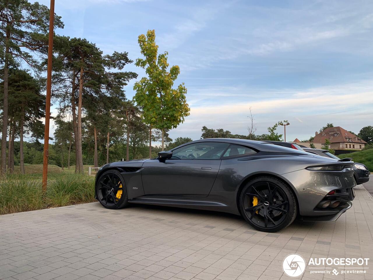 Aston Martin DBS Superleggera