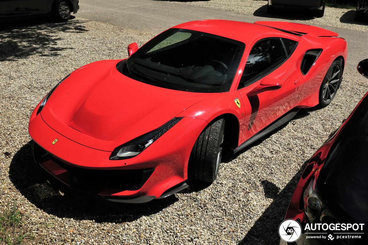 Ferrari 488 Pista