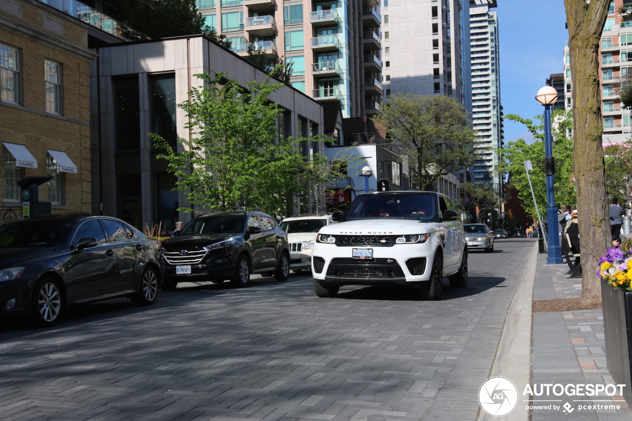 Land Rover Range Rover Sport SVR