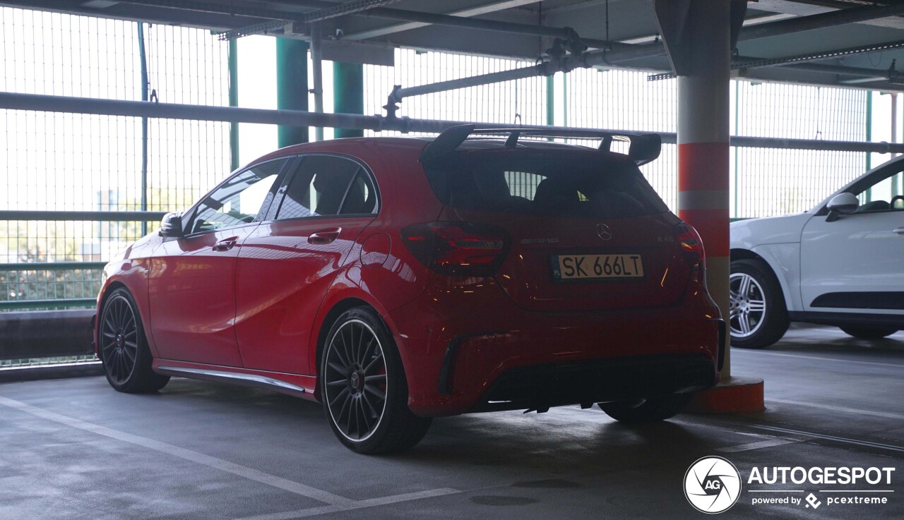 Mercedes-AMG A 45 W176 2015