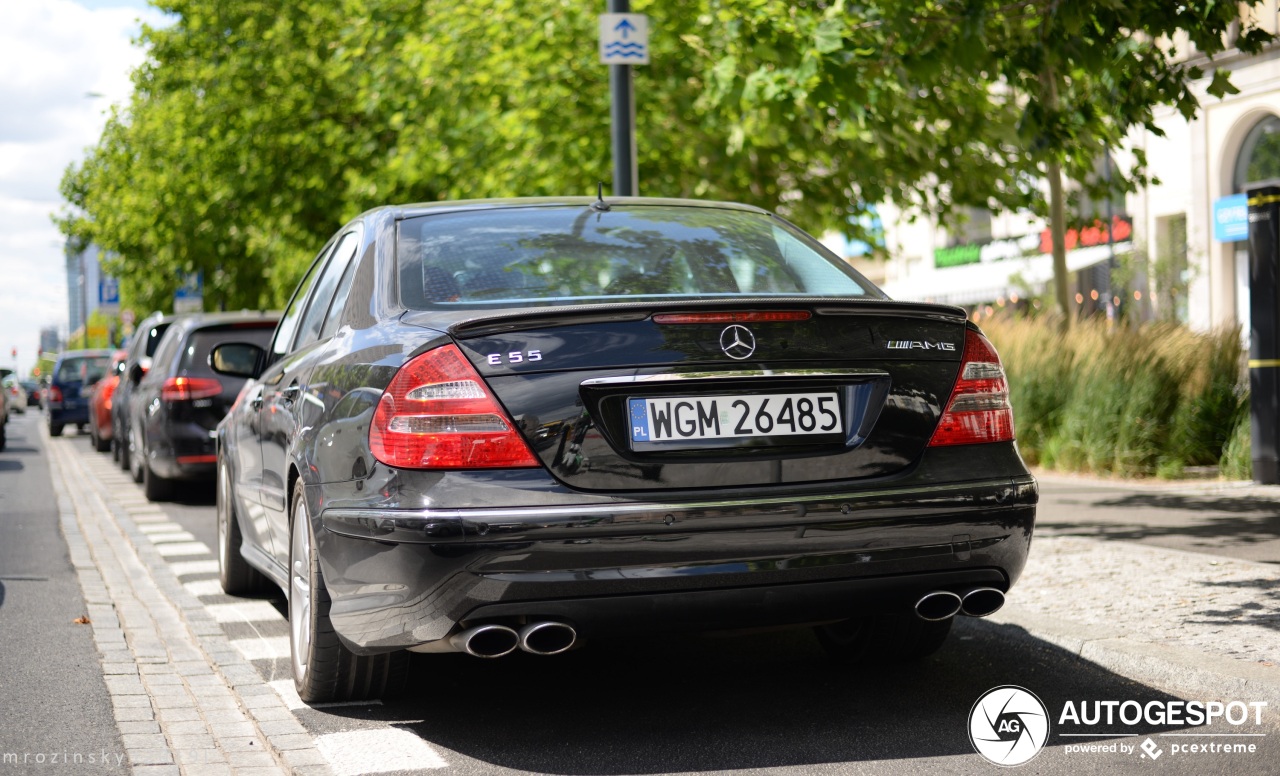 Mercedes-Benz E 55 AMG