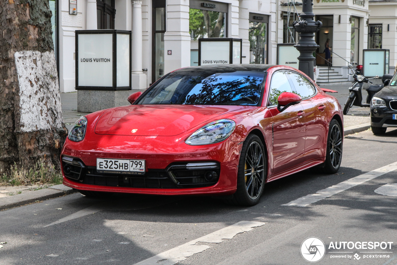 Porsche 971 Panamera Turbo S E-Hybrid