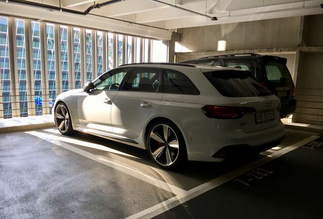 Audi RS4 Avant B8