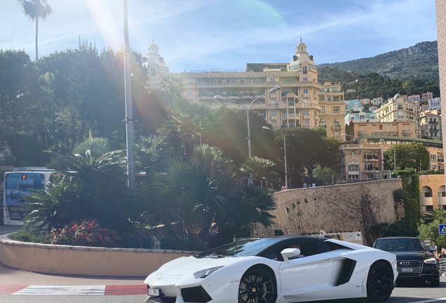 Lamborghini Aventador LP700-4 Roadster