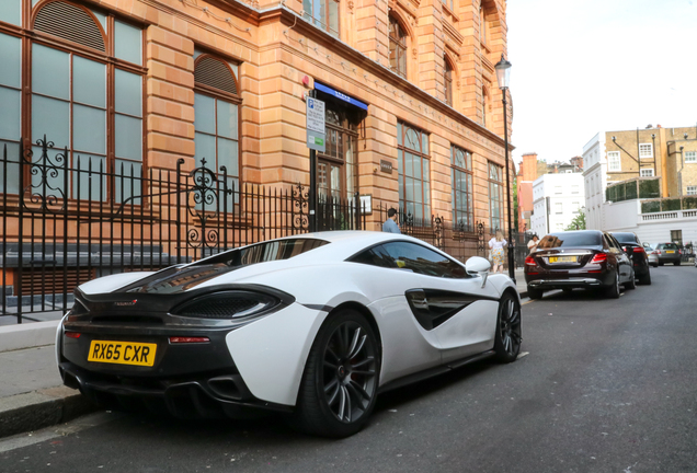 McLaren 570S