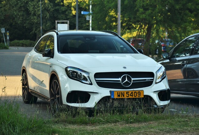 Mercedes-AMG GLA 45 X156 2017