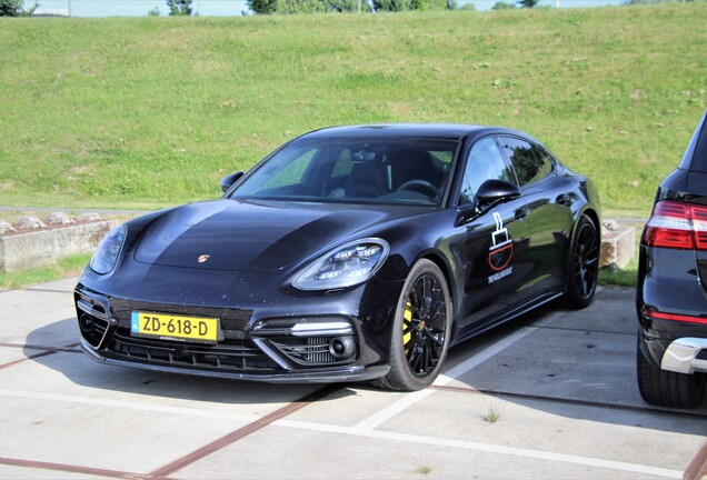 Porsche 971 Panamera Turbo S E-Hybrid