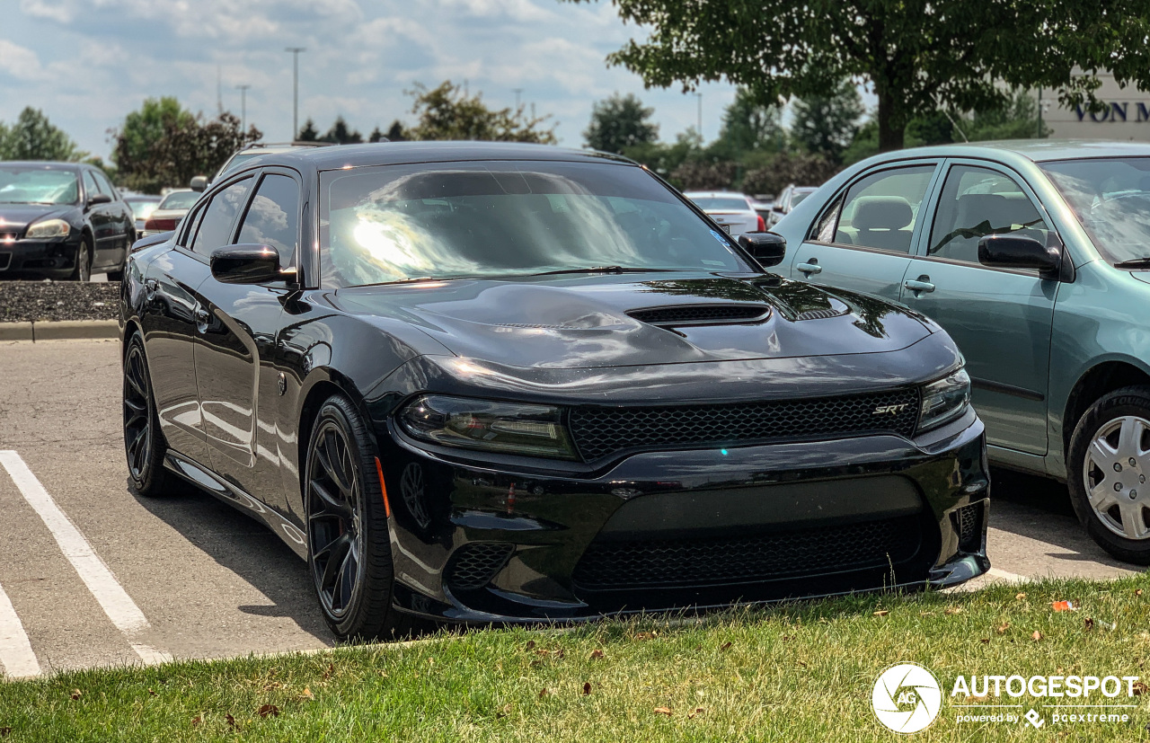 Dodge Charger SRT Hellcat