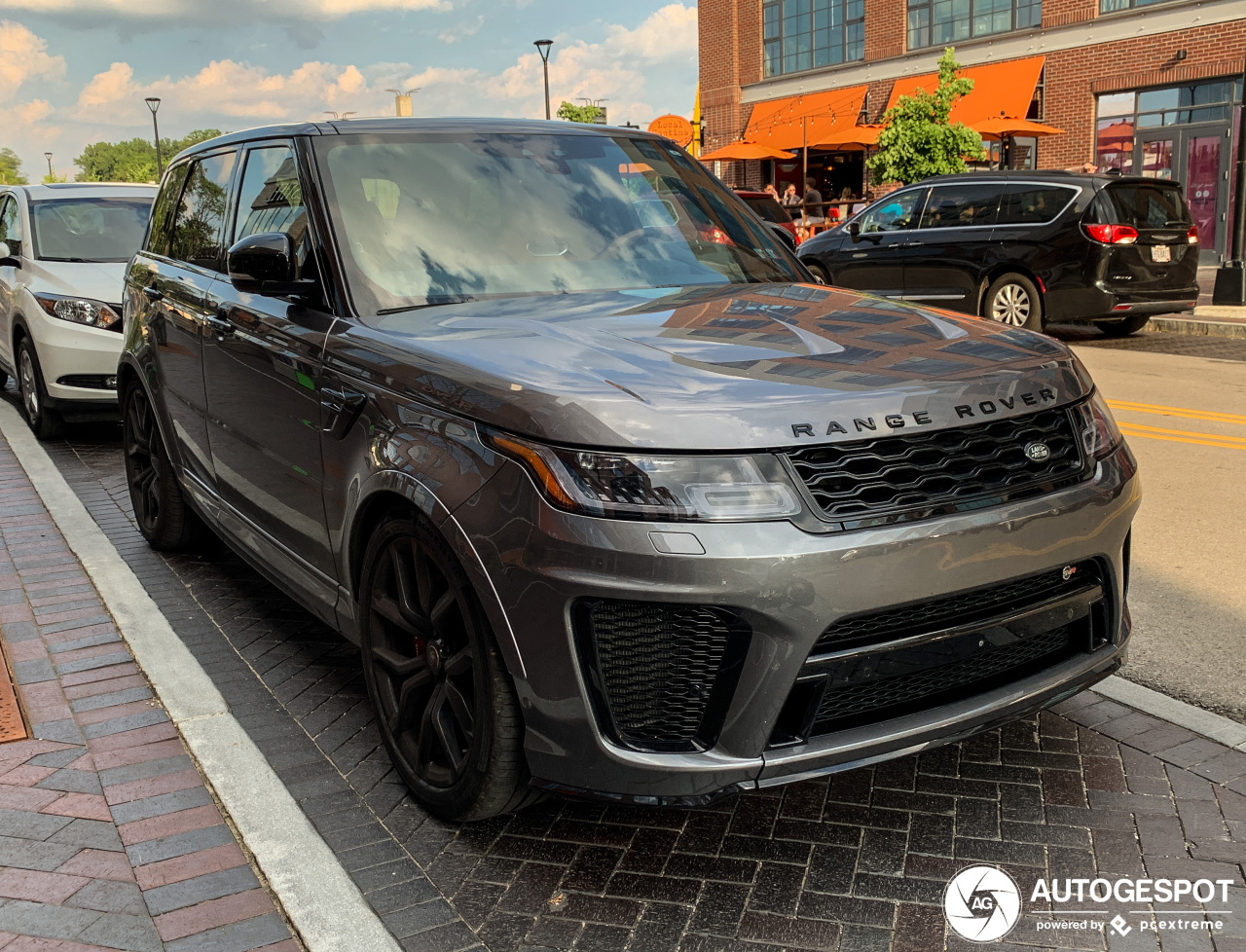 Land Rover Range Rover Sport SVR 2018