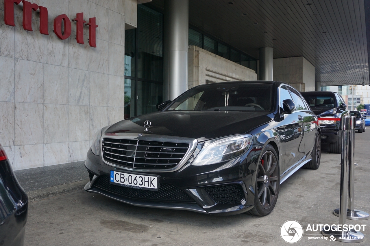 Mercedes-AMG S 63 V222