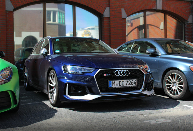 Audi RS4 Avant B9