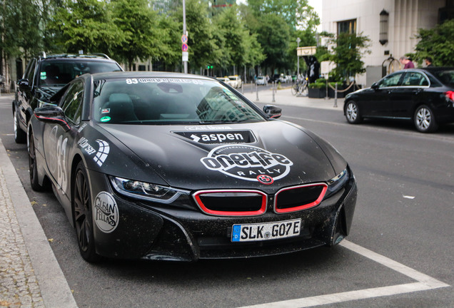 BMW i8