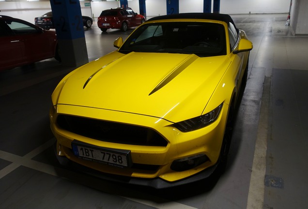 Ford Mustang GT Convertible 2015 Black Shadow Edition