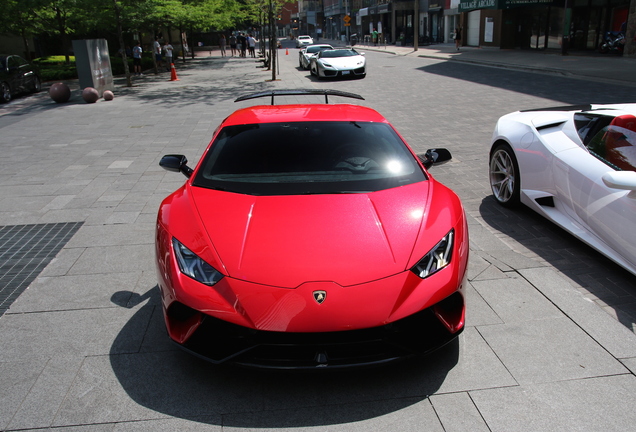 Lamborghini Huracán LP640-4 Performante