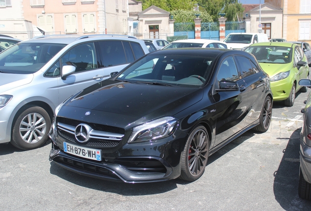 Mercedes-AMG A 45 W176 2015